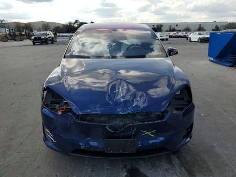 2017 Tesla Model X, VIN 5YJXCDE24HF053837. Фото 5 з 6 з аукціону Copart. Каталог авто зі США OpenDataCar.