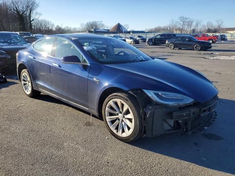 2017 Tesla Model S, VIN 5YJSA1E2XHF184401. Фото 4 из 6 с аукциона Copart. Каталог авто из США OpenDataCar.