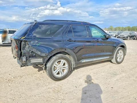 2021 Ford Explorer, VIN 1FMSK7DHXMGB70001. Фото 3 з 6 з аукціону Copart. Каталог авто зі США OpenDataCar.