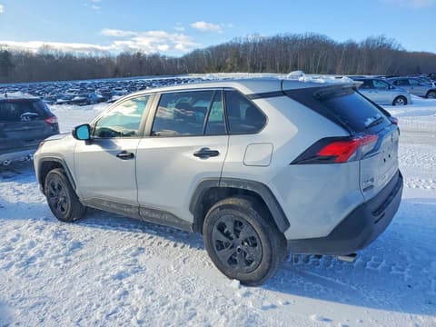 2022 Toyota RAV4, VIN 2T3F1RFV2NW275466. Фото 2 з 6 з аукціону Copart. Каталог авто зі США OpenDataCar.