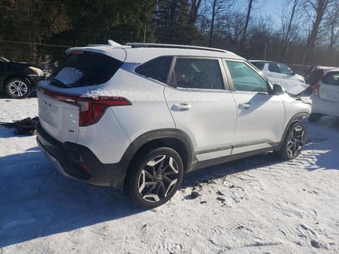 2024 Kia Seltos, VIN KNDETCA72R7490486. Фото 3 з 6 з аукціону Copart. Каталог авто зі США OpenDataCar.