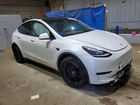 2022 Tesla Model Y, VIN 7SAYGDEE2NA011942. Фото 4 з 6 з аукціону Copart. Каталог авто зі США OpenDataCar.