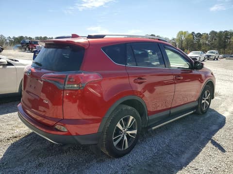 2017 Toyota RAV4, VIN JTMWFREV9HJ108592. Фото 3 з 6 з аукціону Copart. Каталог авто зі США OpenDataCar.