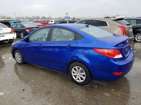 2013 Hyundai Accent, VIN KMHCT4AE7DU324613. Фото 2 з 6 з аукціону Copart. Каталог авто зі США OpenDataCar.