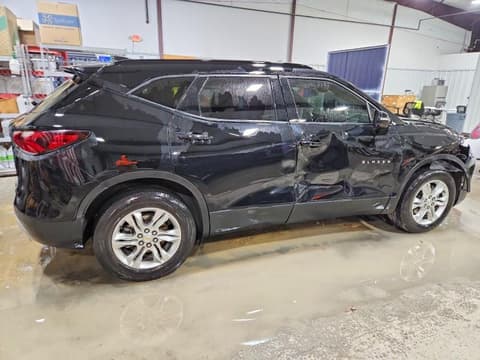 2022 Chevrolet Blazer, VIN 3GNKBHR42NS137228. Фото 3 з 6 з аукціону Copart. Каталог авто зі США OpenDataCar.