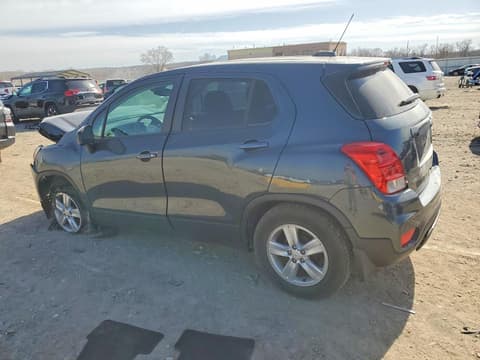 2021 Chevrolet Trax, VIN KL7CJKSB0MB330572. Фото 2 з 6 з аукціону Copart. Каталог авто зі США OpenDataCar.