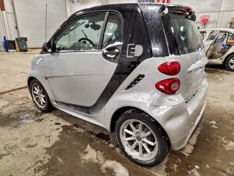 2016 Smart Fortwo, VIN WMEEJ9AA3GK842863. Фото 2 з 6 з аукціону Copart. Каталог авто зі США OpenDataCar.