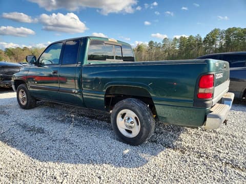 2001 Dodge Ram 1500, VIN 1B7HC13Z51J207666. Photo 2 of 6 from Copart auction. OpenDataCar US salvage catalog.