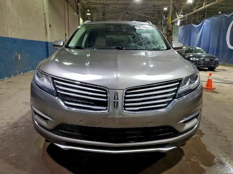 2017 Lincoln MKC, VIN 5LMCJ2D93HUL34678. Фото 5 из 6 с аукциона Copart. Каталог авто из США OpenDataCar.