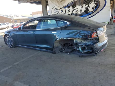 2014 Tesla Model S, VIN 5YJSA1H10EFP45753. Фото 2 з 6 з аукціону Copart. Каталог авто зі США OpenDataCar.