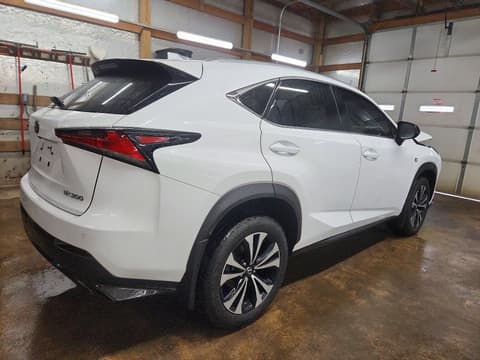 2021 Lexus NX 300, VIN JTJSARDZ2M2236563. Фото 3 из 6 с аукциона Copart. Каталог авто из США OpenDataCar.