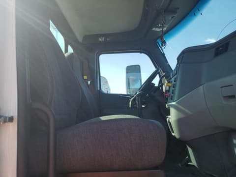 2016 Peterbilt tractor , VIN 1XPBDP9X4GD308618. Фото 5 из 6 с аукциона Copart. Каталог авто из США OpenDataCar.