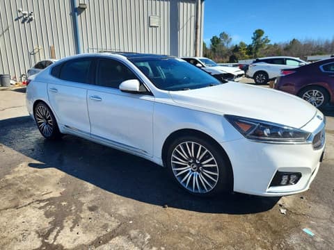 2017 Kia Cadenza, VIN KNALC4J10H5060732. Фото 4 з 6 з аукціону Copart. Каталог авто зі США OpenDataCar.