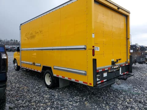 2023 Gmc Savana, VIN 7GZ37TC72PN003842. Фото 2 з 6 з аукціону Copart. Каталог авто зі США OpenDataCar.