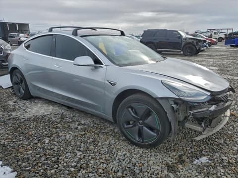 2018 Tesla Model 3, VIN 5YJ3E1EA1JF095368. Фото 4 з 6 з аукціону Copart. Каталог авто зі США OpenDataCar.
