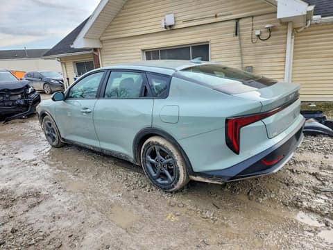 2025 Kia K4, VIN 3KPFT4DE3SE178302. Фото 2 з 6 з аукціону Copart. Каталог авто зі США OpenDataCar.