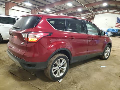 2017 Ford Escape, VIN 1FMCU9GD3HUD19083. Фото 3 з 6 з аукціону Copart. Каталог авто зі США OpenDataCar.