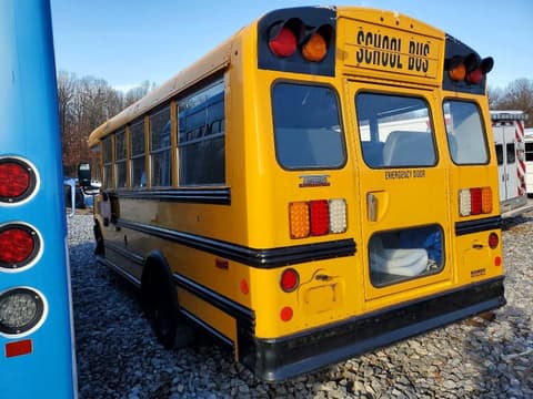 2017 Chevrolet Express 4500, VIN 1HA6GUBG1HN006620. Фото 2 з 6 з аукціону Copart. Каталог авто зі США OpenDataCar.