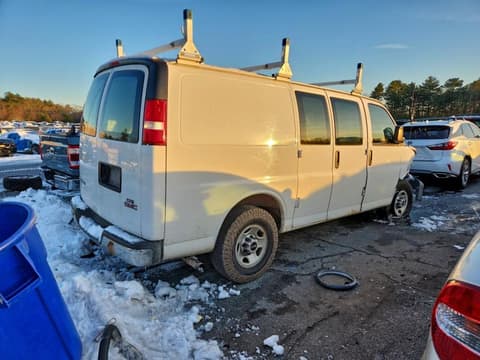 2017 Gmc Savana, VIN 1GTW7AFFXH1126122. Фото 3 з 6 з аукціону Copart. Каталог авто зі США OpenDataCar.