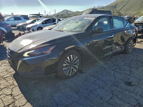 2024 Nissan Altima, VIN 1N4BL4DV2RN348613. Фото 1 з 6 з аукціону Copart. Каталог авто зі США OpenDataCar.