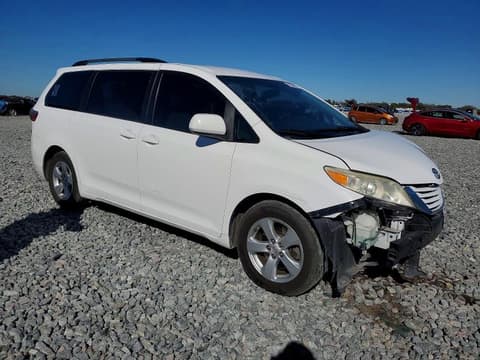 2016 Toyota Sienna, VIN 5TDKK3DC1GS717488. Фото 4 з 6 з аукціону Copart. Каталог авто зі США OpenDataCar.