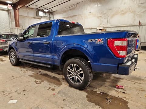 2022 Ford F-150 Lightning, VIN 1FTFW1E83NFC38295. Фото 2 з 6 з аукціону Copart. Каталог авто зі США OpenDataCar.