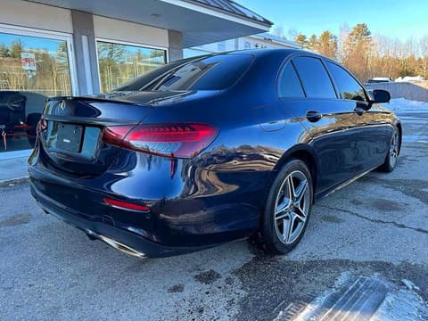 2022 Mercedes-benz E-Class, VIN W1KZF8EBXNB026153. Фото 4 з 6 з аукціону Copart. Каталог авто зі США OpenDataCar.