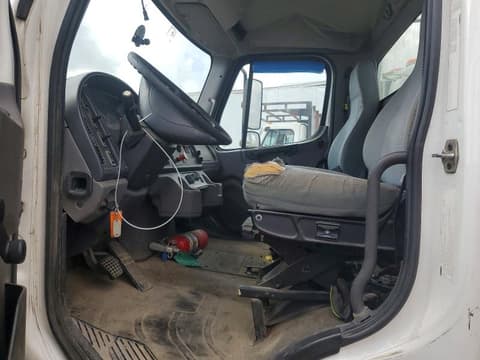 2016 Freightliner M2, VIN 3AKBCXDT2GDHB6856. Фото 5 з 6 з аукціону Copart. Каталог авто зі США OpenDataCar.