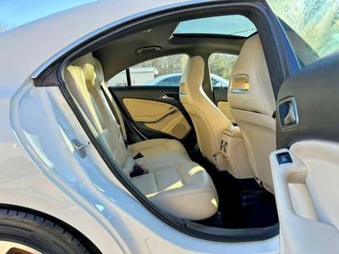 2018 Mercedes-benz CLA-Class, VIN WDDSJ4GB7JN556661. Фото 5 з 6 з аукціону Copart. Каталог авто зі США OpenDataCar.