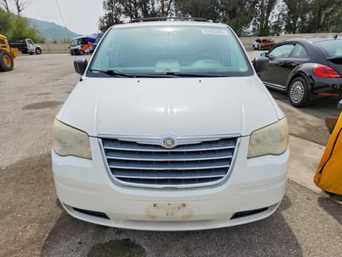 2010 Chrysler Town & Country, VIN 2A4RR4DE2AR169822. Фото 5 з 6 з аукціону Copart. Каталог авто зі США OpenDataCar.