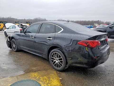2017 Infiniti Q70, VIN JN1BY1AR8HM770765. Фото 2 из 6 с аукциона Copart. Каталог авто из США OpenDataCar.