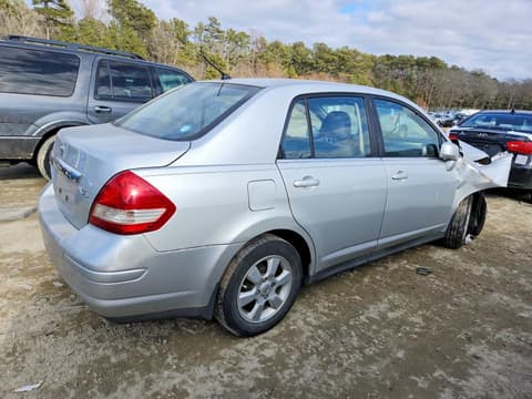 2007 Nissan Versa, VIN 3N1BC11E77L412500. Фото 3 з 6 з аукціону Copart. Каталог авто зі США OpenDataCar.