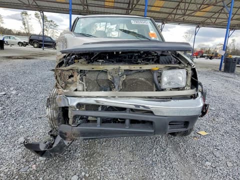 2000 Nissan Frontier, VIN 1N6ED27T7YC323989. Фото 5 з 6 з аукціону Copart. Каталог авто зі США OpenDataCar.