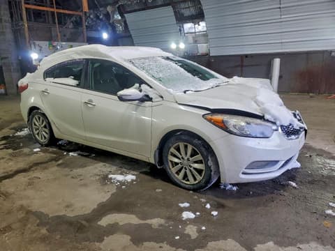 2015 Kia Forte, VIN KNAFX4A86F5281909. Фото 4 з 6 з аукціону Copart. Каталог авто зі США OpenDataCar.