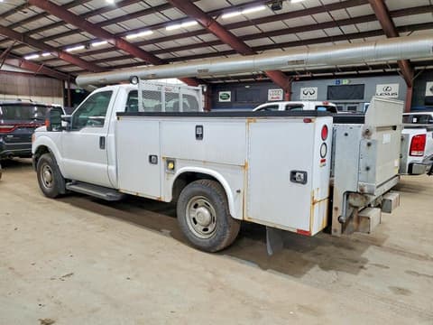 2015 Ford F-350 Super Duty, VIN 1FDBF3E64FEC72581. Фото 2 з 6 з аукціону Copart. Каталог авто зі США OpenDataCar.