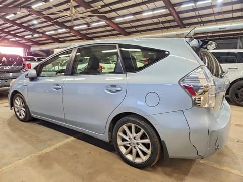 2013 Toyota Prius V, VIN JTDZN3EU8D3246790. Фото 2 з 6 з аукціону Copart. Каталог авто зі США OpenDataCar.