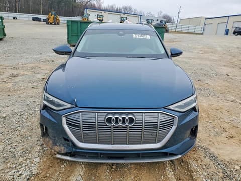 2021 Audi e-tron, VIN WA1VAAGE9MB025767. Фото 5 з 6 з аукціону Copart. Каталог авто зі США OpenDataCar.
