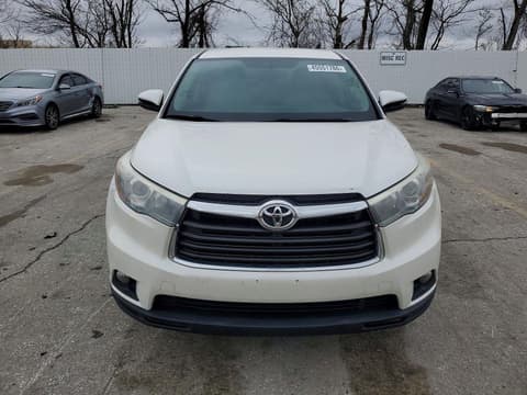 2015 Toyota Highlander, VIN 5TDBKRFH5FS084195. Photo 5 of 6 from Copart auction. OpenDataCar US salvage catalog.
