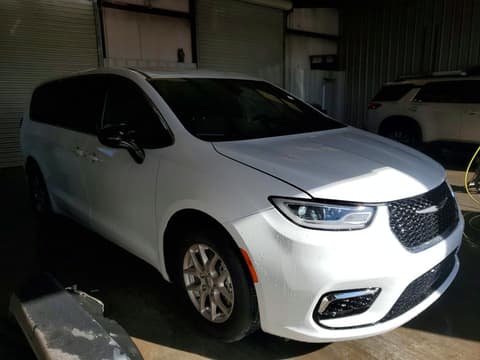 2025 Chrysler Pacifica, VIN 2C4RC1BG0SR504118. Фото 4 з 6 з аукціону Copart. Каталог авто зі США OpenDataCar.