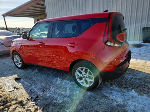 2021 Kia Soul, VIN KNDJ23AU1M7141688. Фото 2 з 6 з аукціону Copart. Каталог авто зі США OpenDataCar.