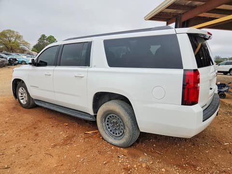 2017 Chevrolet Suburban, VIN 1GNSCHKC7HR160672. Фото 2 з 6 з аукціону Copart. Каталог авто зі США OpenDataCar.