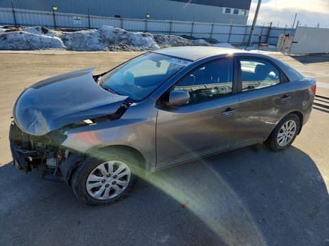 2013 Kia Forte, VIN KNAFT4A25D5646861. Фото 1 з 6 з аукціону Copart. Каталог авто зі США OpenDataCar.
