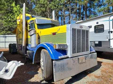1993 Peterbilt 379, VIN 1XP5DR9X1PD324879. Photo 1 of 6 from Copart auction. OpenDataCar US salvage catalog.