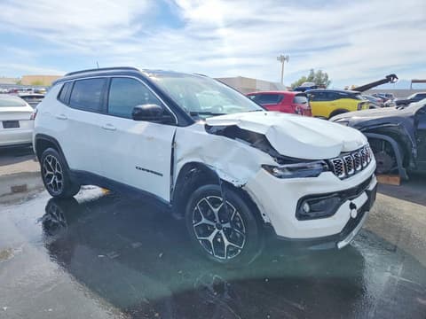 2025 Jeep Compass, VIN 3C4NJDCN1ST620749. Фото 4 из 6 с аукциона Copart. Каталог авто из США OpenDataCar.