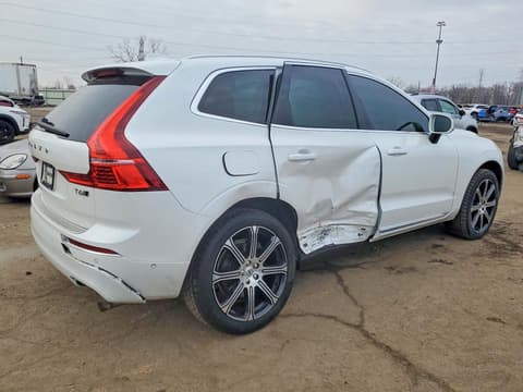 2018 Volvo XC60, VIN YV4A22RL0J1003545. Фото 3 з 6 з аукціону Copart. Каталог авто зі США OpenDataCar.
