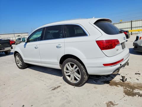 2015 Audi Q7, VIN WA1LMAFE0FD023591. Фото 2 з 6 з аукціону Copart. Каталог авто зі США OpenDataCar.