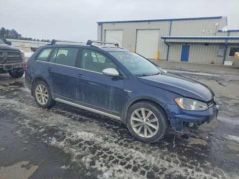 2017 Volkswagen Golf Alltrack, VIN 3VWH17AU8HM519393. Фото 4 из 6 с аукциона Copart. Каталог авто из США OpenDataCar.