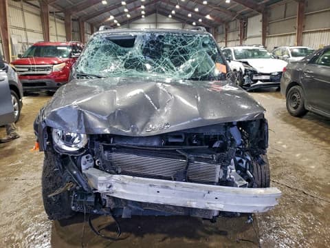 2021 Jeep Renegade, VIN ZACNJCBB0MPM21474. Фото 5 з 6 з аукціону Copart. Каталог авто зі США OpenDataCar.