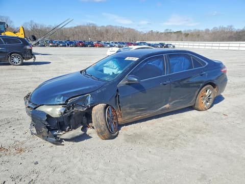 2016 Toyota Camry, VIN 4T1BF1FK3GU201296. Фото 1 з 6 з аукціону Copart. Каталог авто зі США OpenDataCar.