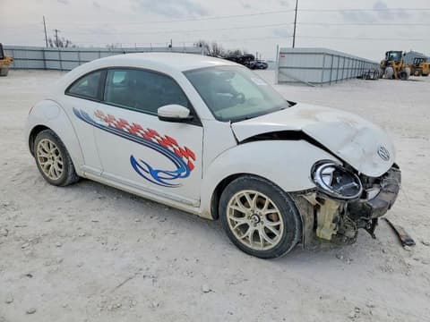 2013 Volkswagen Beetle, VIN 3VWJP7AT1DM624424. Фото 3 з 6 з аукціону Copart. Каталог авто зі США OpenDataCar.